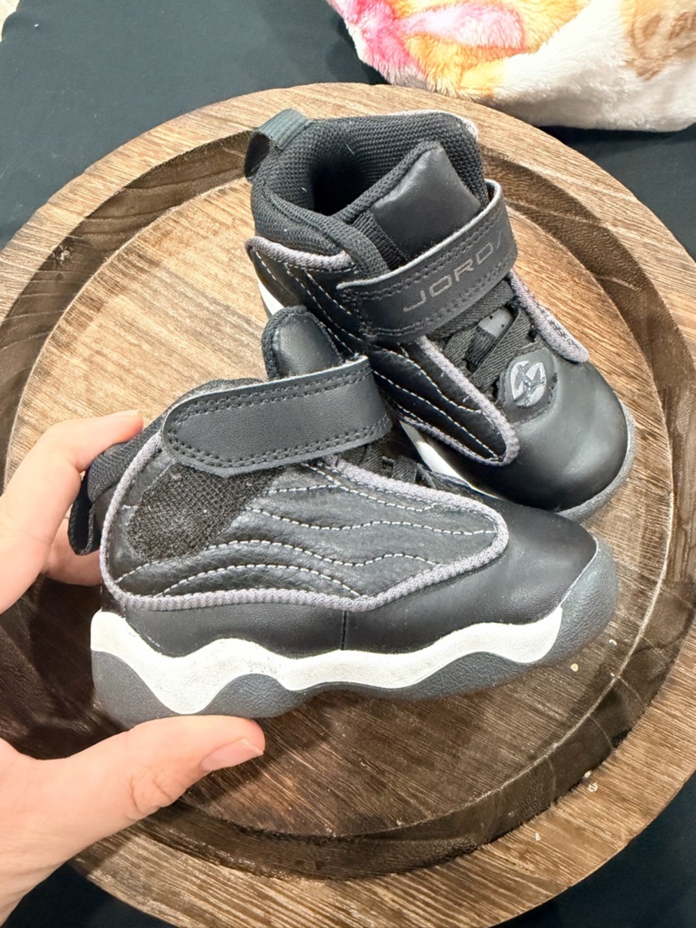 Nike Air Jordan Pro Strong sneakers in the "Black White" 5c